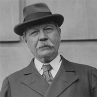 آرتور  کانن دویل