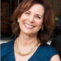 پم مونیوس  رایان  